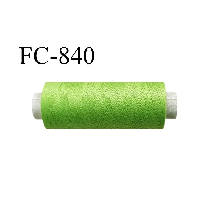 Bobine 500 m fil Polyester n° 120  vert pistache 500 mètres fil européen bobiné en Europe ou France certifié oeko tex