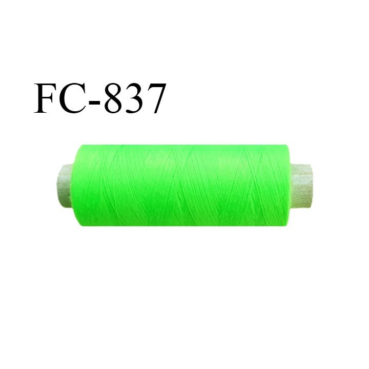 Bobine 500 m fil Polyester n° 120  vert fluo 500 mètres fil européen bobiné en Europe ou France certifié oeko tex