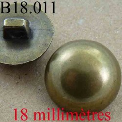 bouton 18 mm couleur doré accroche avec un anneau diamètre 18 mm