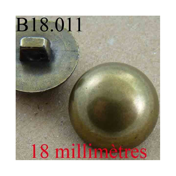 bouton 18 mm couleur doré accroche avec un anneau diamètre 18 mm