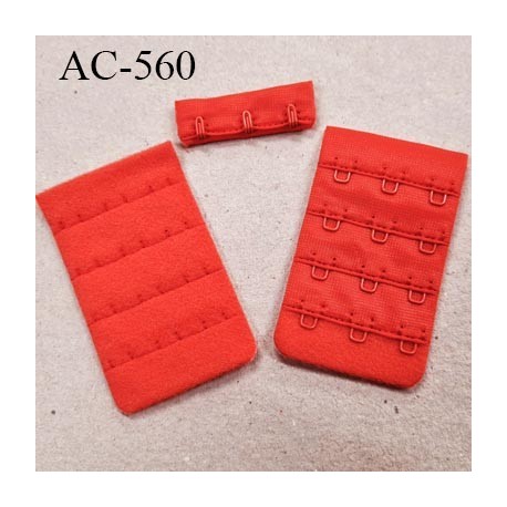 Agrafe attache 38 mm de soutien gorge 4 rangées 3 crochets largeur 38 mm hauteur 70 mm couleur rouge corail fabriqué en France