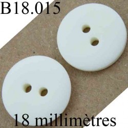 bouton 18 mm couleur blanc cassé mat 2 trous diamètre 18 mm