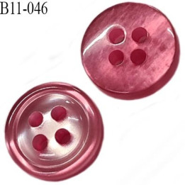 Bouton 11 mm  pvc très haut gamme couleur rose brillant nacré 4 trous épaisseur 3.5 mm diamètre 11 millimètres