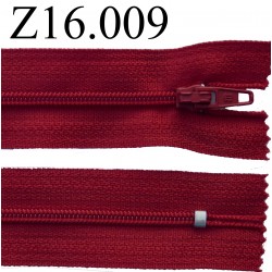 fermeture éclair longueur 16 cm couleur rouge bordeau non séparable zip nylon largeur 2.5 cm