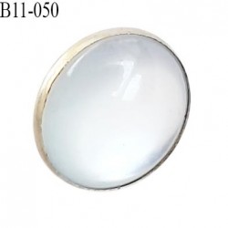 Bouton 11 mm nacré transparent et métal accroche avec un anneau au dos diamètre 11 millimètres