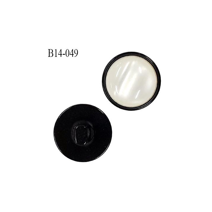Bouton 14 mm couleur ivoire nacré et noir diamètre 14 mm épaisseur 8 mm accroche avec un anneau prix à l'unité