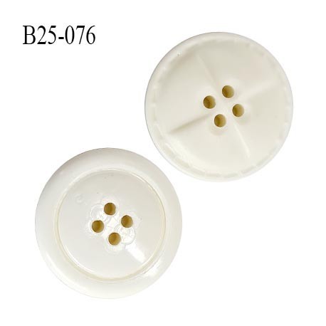 Bouton 25 mm en pvc effet capitonné couleur écru 4 trous diamètre 25 mm épaisseur 7 mm prix à l'unité