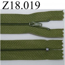 fermeture zip à glissière longueur 18 cm couleur vert non séparable zip nylon largeur 2.5 cm verte