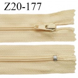 Fermeture zip 20 cm couleur jaune pâle non séparable largeur 2.8 cm glissière nylon largeur 4 mm prix à l'unité