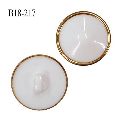Bouton 18 mm très beau dôme en pvc couleur blanc et doré accroche avec un anneau un diamètre 18 mm épaisseur 5 mm prix à l'unité