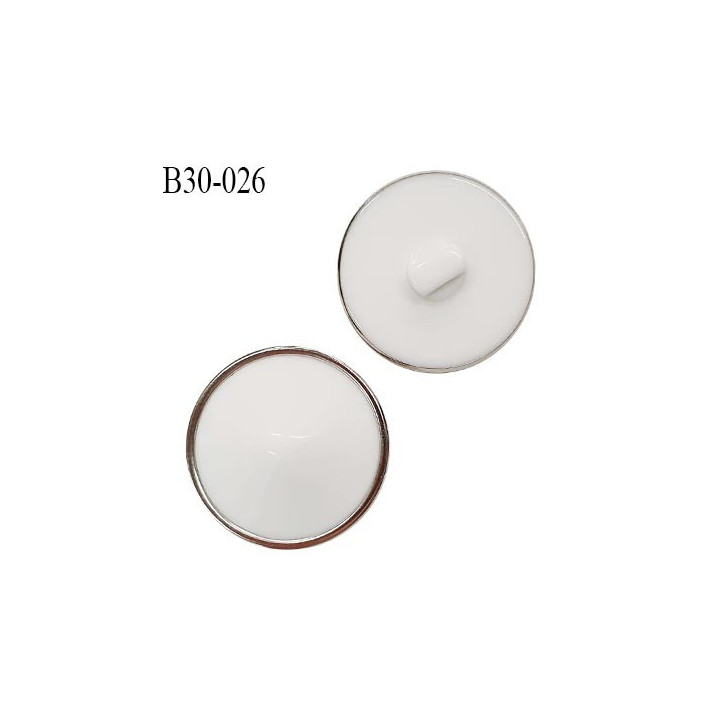 Bouton 30 mm très beau dôme en pvc couleur blanc et acier accroche avec un anneau diamètre 30 mm épaisseur 11 mm prix à l'unité
