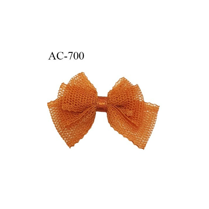 Noeud 40 mm lingerie haut de gamme couleur orange cuivré en mousseline et centre satiné largeur 28 mm hauteur 40 mm