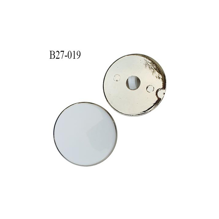 Bouton 27 mm en pvc couleur blanc sur socle couleur chrome accroche avec un anneau diamètre 27 mm épaisseur 8 mm prix à l'unité