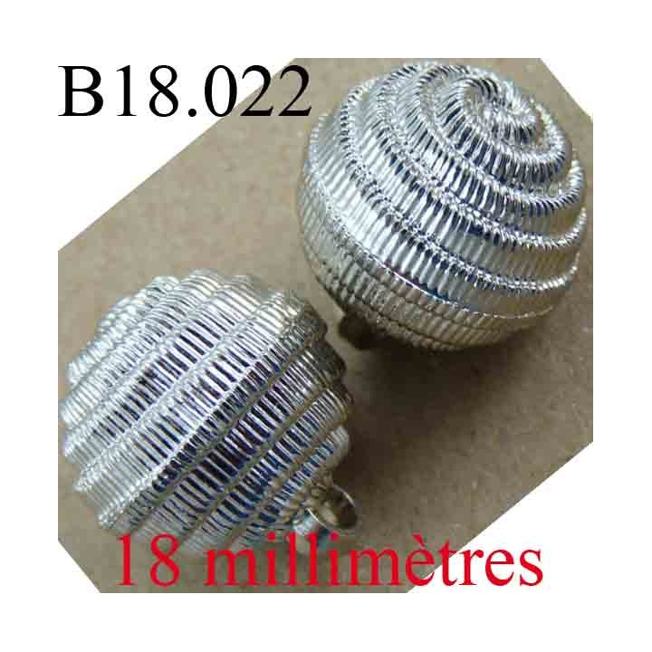 bouton 18 mm couleur chromé brillant accroche avec un anneau diamètre 18 mm