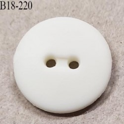 Bouton 18 mm en pvc couleur naturel écru mat fixation 2 trous diamètre 18 millimètres