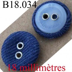 bouton  18 mm couleur bleu en tissu et blanc transparent au dos 2 trous diamètre 18 mm