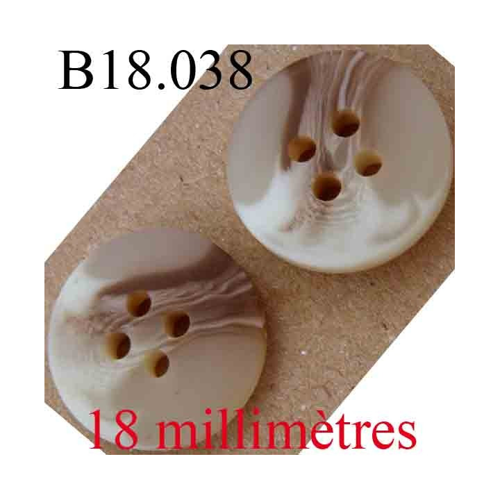 bouton  18 mm couleur marron beige marbré 4 trous diamètre 18 mm