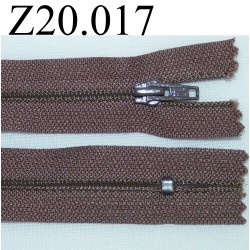 fermeture éclair longueur 20 cm couleur marron non séparable zip nylon largeur 2.5 cm