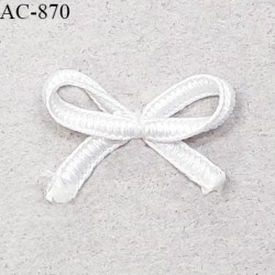 Noeud lingerie 22 mm haut de gamme couleur blanc satiné largeur 22 mm hauteur 15 mm prix à l'unité