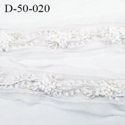 Dentelle 50 mm synthétique perles et sequins sur tulle couleur naturel et écru largeur 50 mm très belle