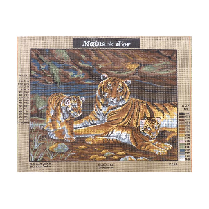 Canevas à broder 50 x 65 cm marque MAIN D'OR Maman tigre et ses bébés