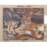 Canevas à broder 50 x 65 cm marque MAIN D'OR Maman tigre et ses bébés