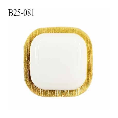 Bouton 25 mm en pvc couleur blanc sur socle couleur or accroche avec un anneau à l'unité