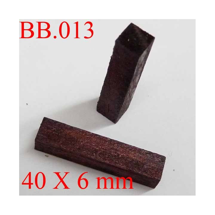 pièce en bois éxotique 40 x 6 mm   POUR REPARER OU CREER VOS BIJOUX BICHE DE BERE