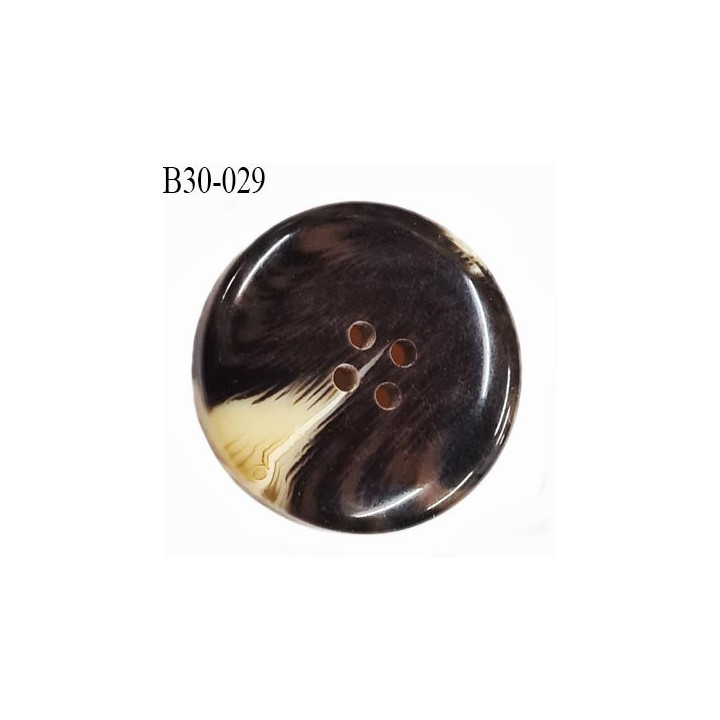 Bouton 30 mm en pvc couleur marron foncé veiné ivoire brillant 4 trous diamètre 30 mm épaisseur 6.8 mm prix à l'unité