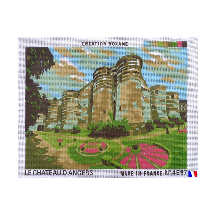 Canevas à broder 40 x 60 cm thème LE CHATEAU D'ANGERS finition retouché à la main artisanale