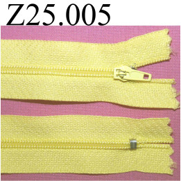fermeture éclair  longueur 25 cm couleur jaune non séparable zip nylon largeur 2,5 cm