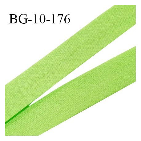 Biais galon 10 mm pré plié au dos 2 rabats de 5 mm coton polyester couleur vert pomme largeur 10 mm prix au mètre