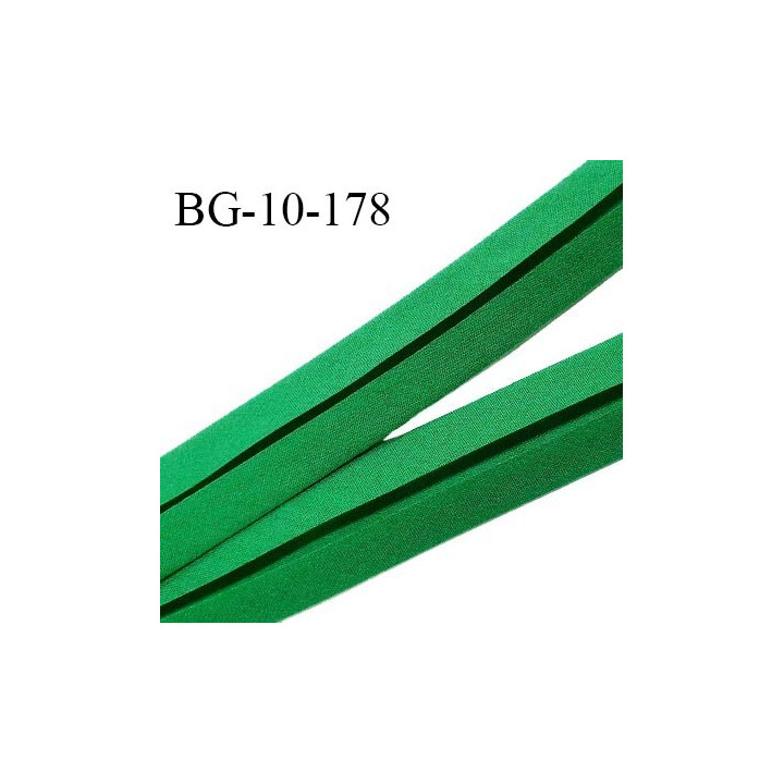 Biais galon 10 mm pré plié au dos 2 rabats de 5 mm coton polyester couleur vert largeur 10 mm prix au mètre