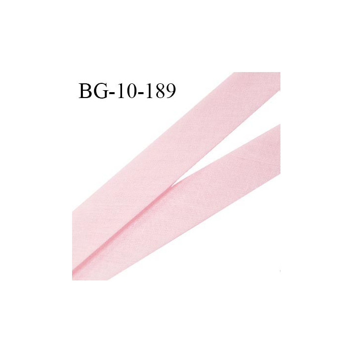 Biais galon 10 mm pré plié au dos 2 rabats de 5 mm coton polyester couleur rose pétale largeur 10 mm prix au mètre