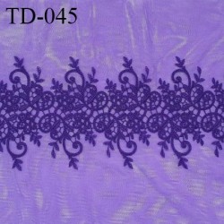 Dentelle brodée sur tulle extensible couleur violet haut de gamme largeur 35 cm prix pour 1 mètre