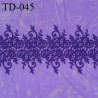 Dentelle brodée sur tulle extensible couleur violet haut de gamme largeur 35 cm prix pour 10 cm de longueur