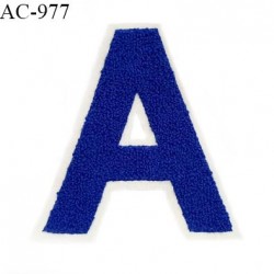 Ecusson lettre "A" sur support style feutrine à coudre pour personnaliser votre blouson teddy ou votre sweat prix à l'unité