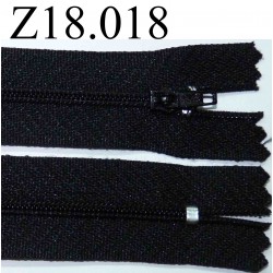 fermeture éclair longueur 18 cm couleur noir non séparable zip nylon largeur 2.5 cm