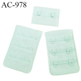 Agrafe attache 38 mm de soutien gorge 3 rangées 2 crochets largeur 38 mm hauteur 55 mm couleur vert pale fabriqué en France