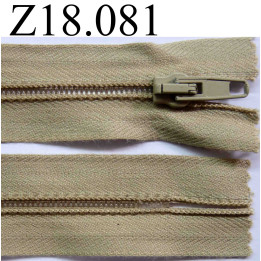 fermeture éclair longueur 18 cm couleur beige non séparable zip nylon largeur 3.2 cm