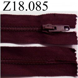 fermeture zip à glissière longueur 18 cm couleur bordeau prune foncé non séparable zip nylon largeur 3.2 cm