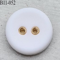 Bouton 11 mm en pvc couleur blanc naturel 2 trous passage or diamètre 11 mm épaisseur 4 mm prix à la pièce