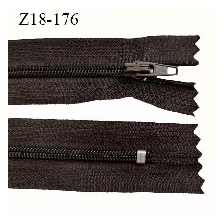 Fermeture zip longueur 18 cm couleur marron non séparable largeur 2.5 cm glissière nylon largeur 4 mm
