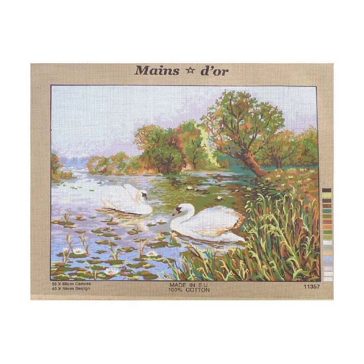 Canevas à broder 50 x 60 cm marque MAINS D'OR thème "les cygnes"