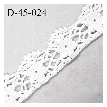 Dentelle 45 mm crochet couleur naturel largeur 45 mm prix au mètre
