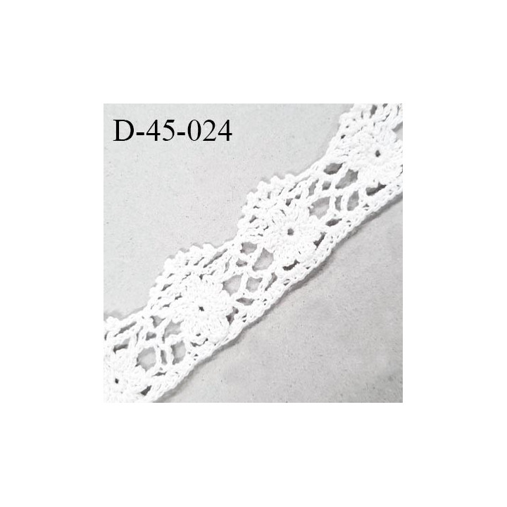 Dentelle 45 mm crochet couleur naturel largeur 45 mm prix au mètre