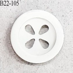 Bouton 22 mm en pvc couleur naturel 4 trous diamètre 22 mm épaisseur 3.8 mm prix à la pièce