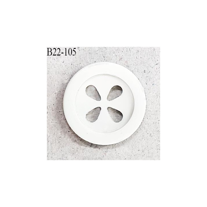 Bouton 22 mm en pvc couleur naturel 4 trous diamètre 22 mm épaisseur 3.8 mm prix à la pièce