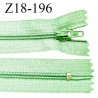 Fermeture éclair 18 cm couleur vert non séparable longueur 18 cm largeur 2.4 cm glissière en nylon prix à l'unité