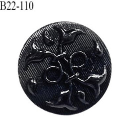 Bouton 22 mm en pvc couleur noir avec motif en relief brillant diamètre 22 mm accroche avec un anneau prix à l'unité